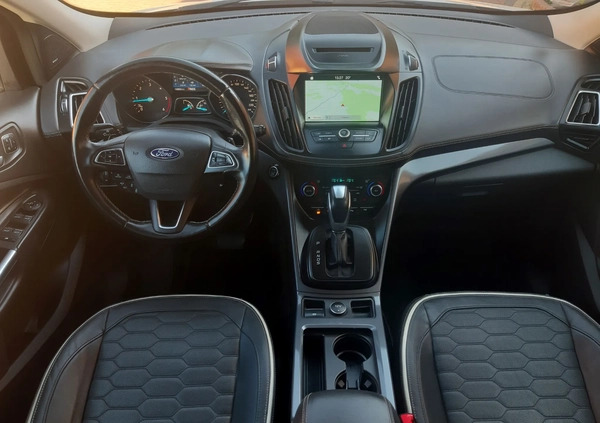 Ford Kuga cena 84900 przebieg: 139000, rok produkcji 2017 z Przemyśl małe 781